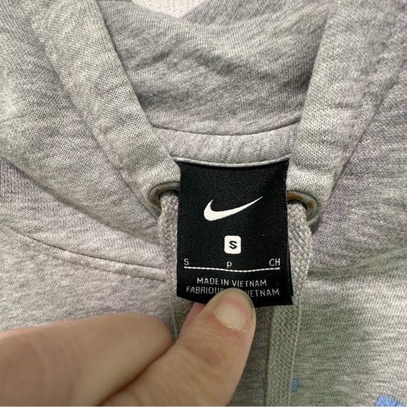 Nike Heathered Gray North Carolina Tar Heels Jordan Basketball Pullover Hoodie - Picture 7 of 9